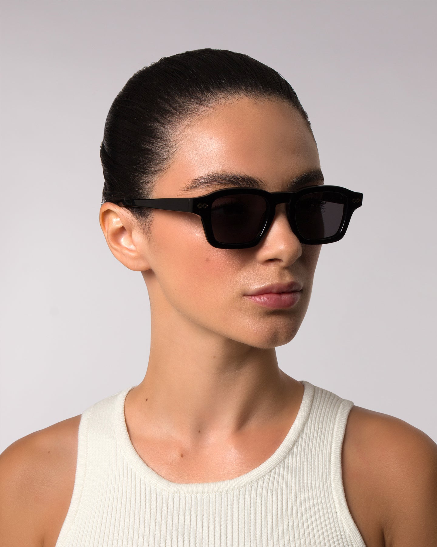 Shop Nora Sunglasses in Black Colour – Available Online in USA, UK, Canada & United Arab Emirates